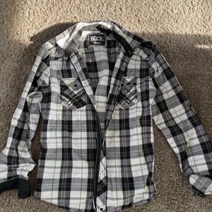 Black buckle shirt. Black white with green lines